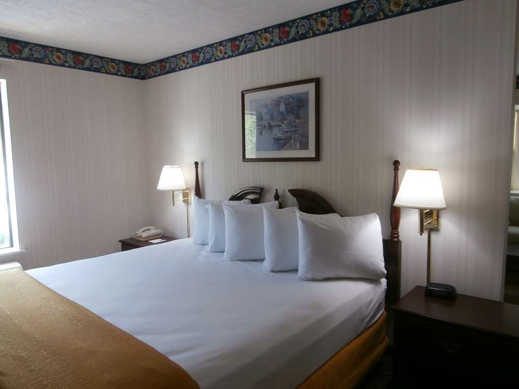Americas Best Value Inn - Клейтън Стая снимка