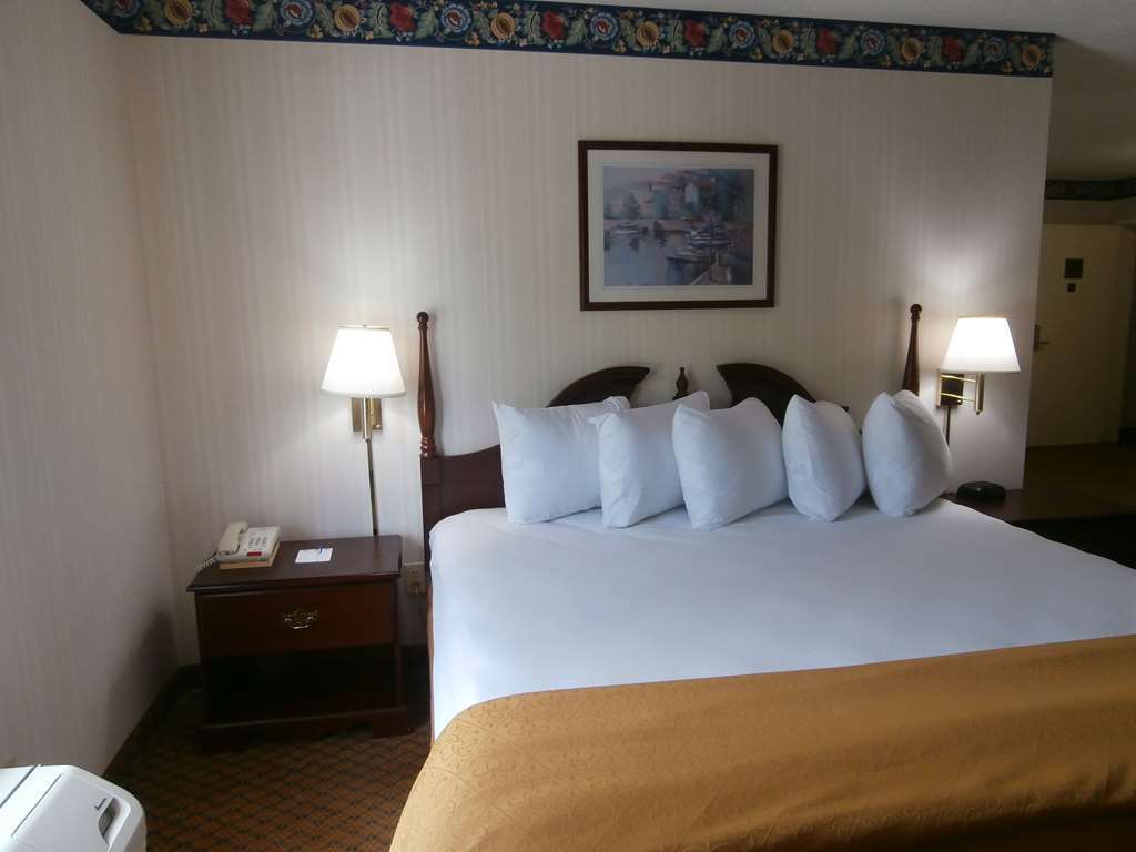 Americas Best Value Inn - Клейтън Стая снимка